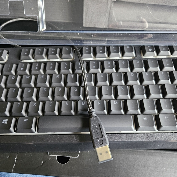 Razer Keyboard Ornata Chroma - Picture 10 of 13